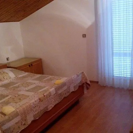 House Vesna Apartment *