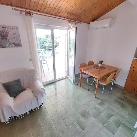 Primošten Cozy Guest House Vesna Apartament *