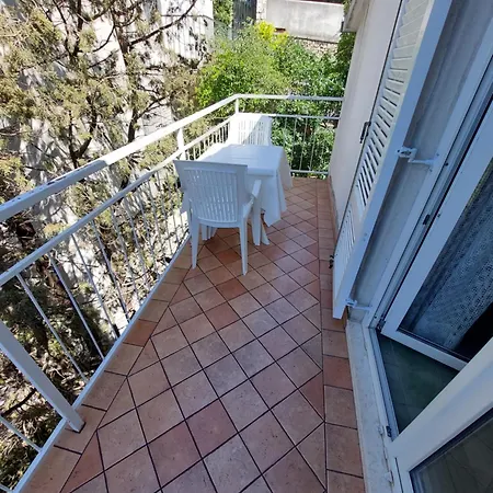 Primošten Cozy Guest House Vesna *