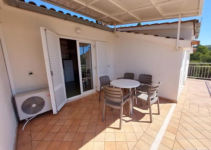 Primosten Cozy Guest House Vesna Primošten